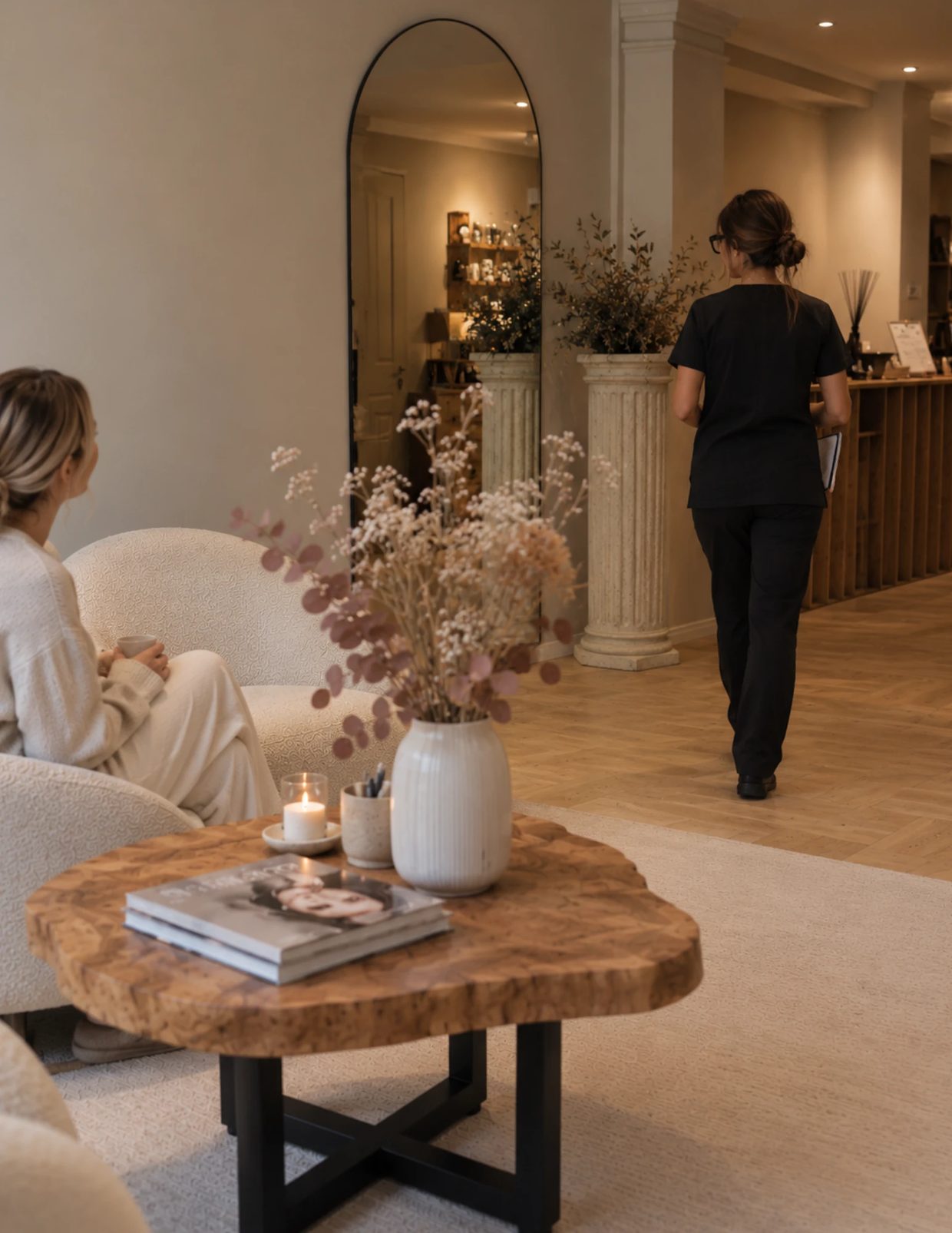Receptionen och väntrummet hos Active Care Sweden på Kungsholmsgatan 40 i Stockholm